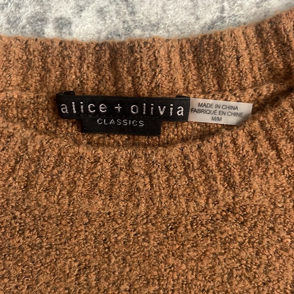 Alice & Olivia Sweater - Picture 2 of 3